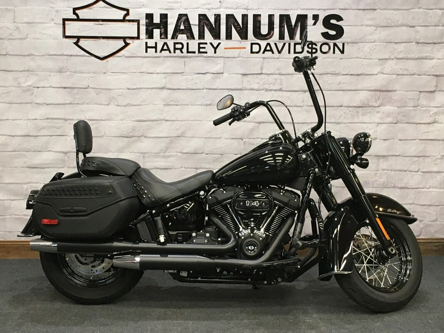 2024 Harley-Davidson Heritage Classic Black FLHCS