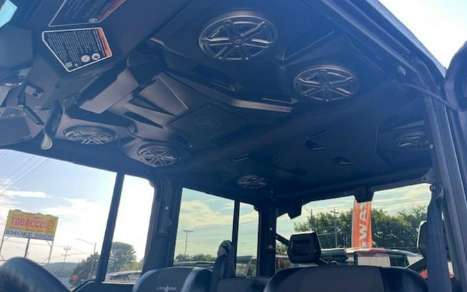 2025 Can-Am Defender MAX Lone Star Cab HD10 Lone Star CAB