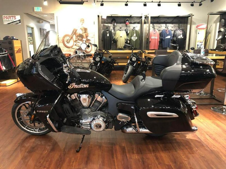 2023 Indian Motorcycle® Pursuit Limited Black Metallic