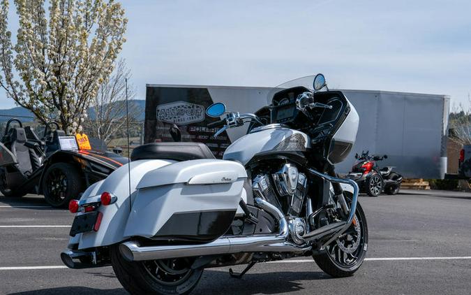 2024 Indian Motorcycle® Challenger® Limited with PowerBand Audio Package Ghost White Metallic