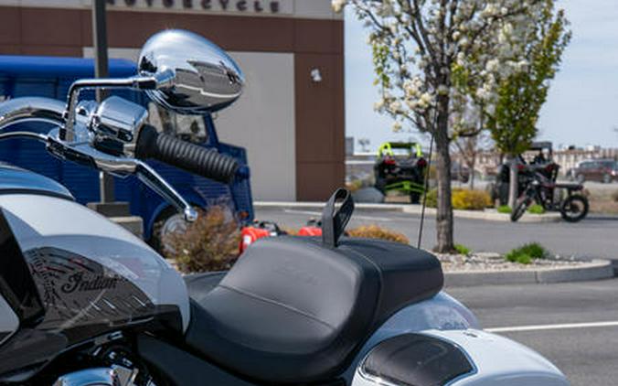 2024 Indian Motorcycle® Challenger® Limited with PowerBand Audio Package Ghost White Metallic