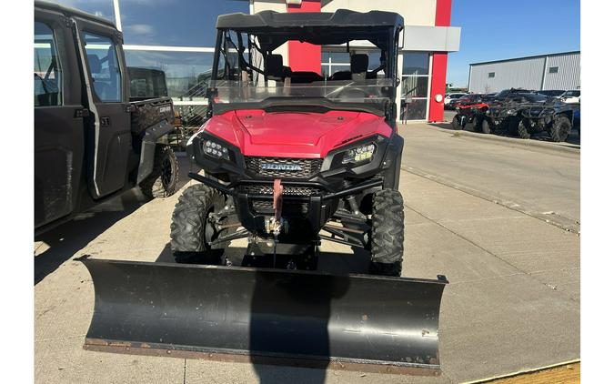 2016 Honda PIONEER 1000-5 DELUXE Base - Red