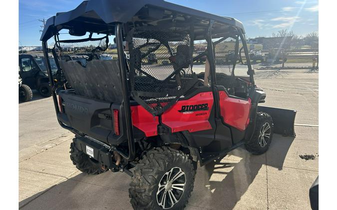 2016 Honda PIONEER 1000-5 DELUXE Base - Red