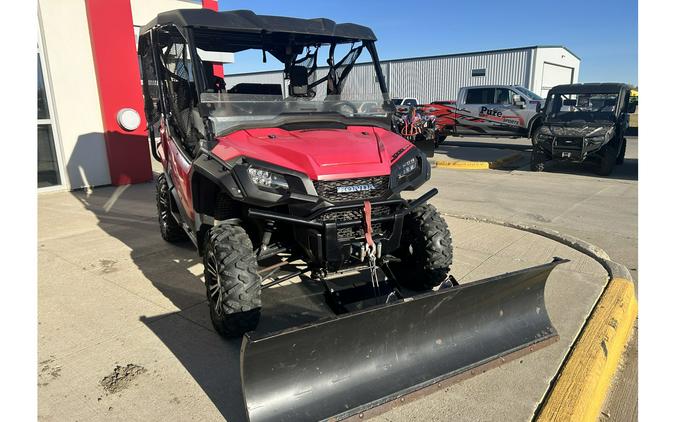 2016 Honda PIONEER 1000-5 DELUXE Base - Red