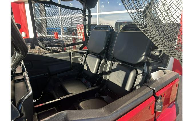 2016 Honda PIONEER 1000-5 DELUXE Base - Red