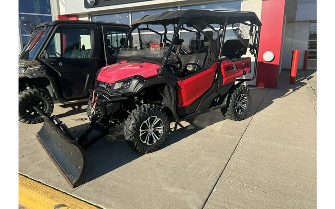 2016 Honda PIONEER 1000-5 DELUXE Base - Red