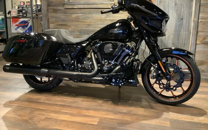 Harley-Davidson® Street Glide® 2026 FLHX T11-26 Vivid Black Black Trim