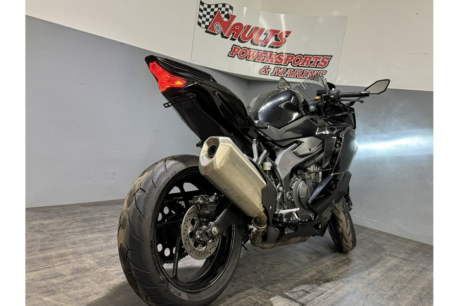 2024 Kawasaki Ninja® ZX™-4RR ABS