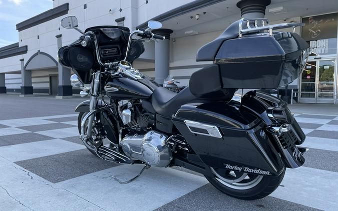 2013 Harley-Davidson® FLD Switchback