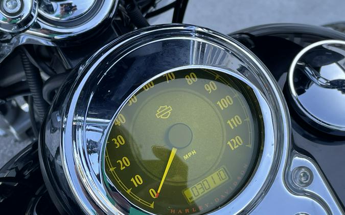 2013 Harley-Davidson FLD Switchback