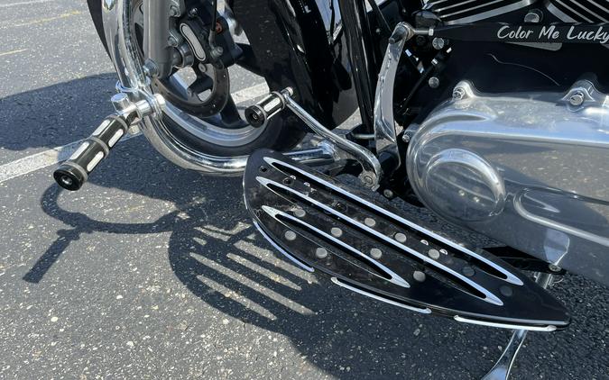 2013 Harley-Davidson FLD Switchback