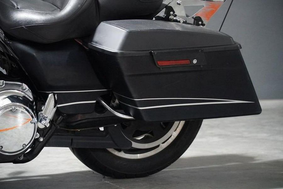 2010 Harley-Davidson® FLTRX - Road Glide® Custom