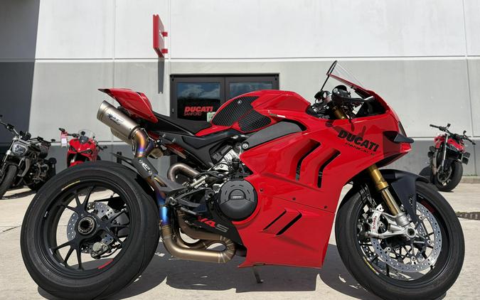 2024 Ducati PANIGALE V4S