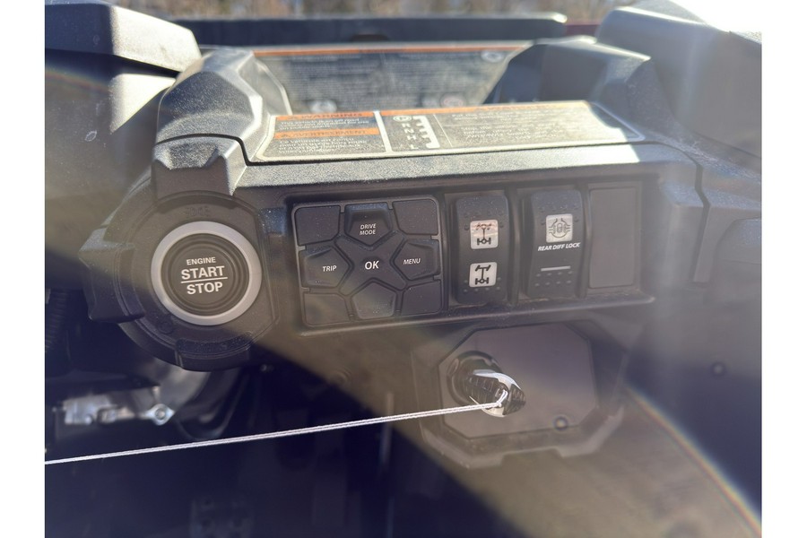 2026 Can-Am SSV COM MAX XT 64 1000R RD 26 XT-P 1000R