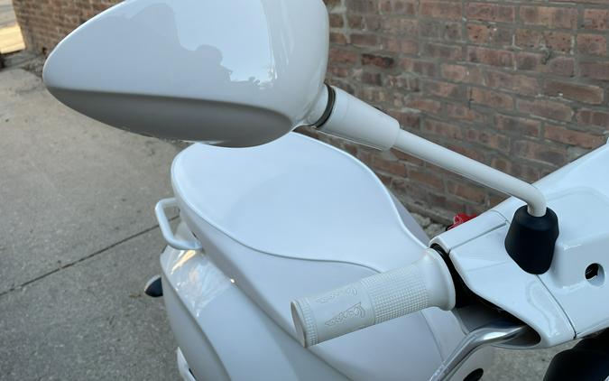 2023 Vespa Sprint 50 Justin Bieber X