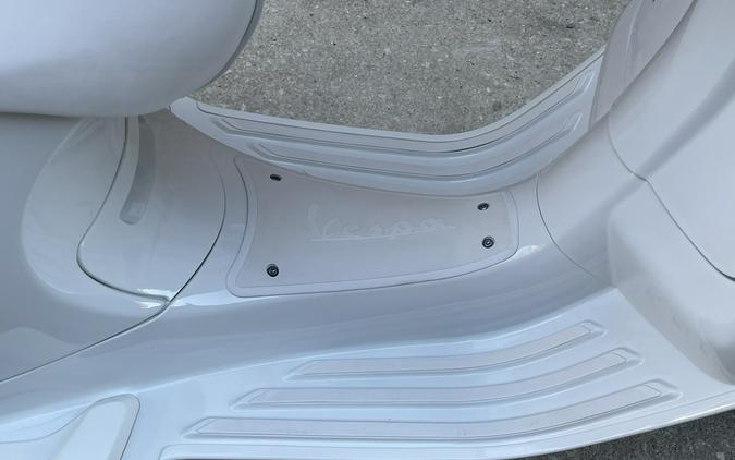 2023 Vespa Sprint 50 Justin Bieber X