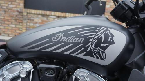 2021 Indian Scout Bobber Sixty Review [Urban Motorcycle Test]