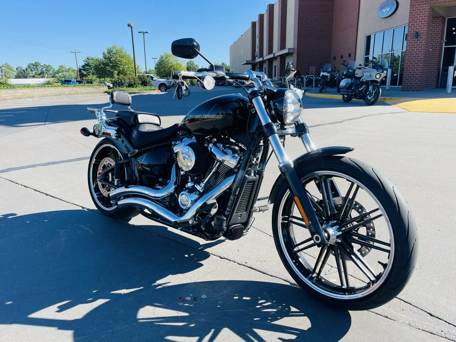 2018 Harley-Davidson Breakout FXBR