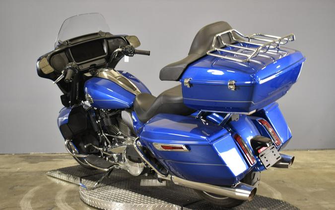 2025 Harley-Davidson Street Glide Ultra Blue Burst
