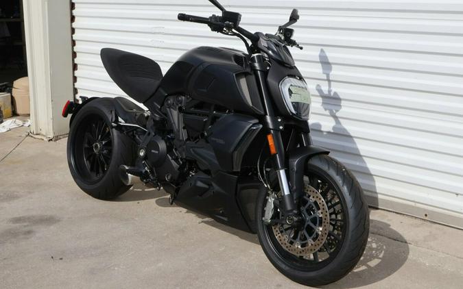 2022 Diavel