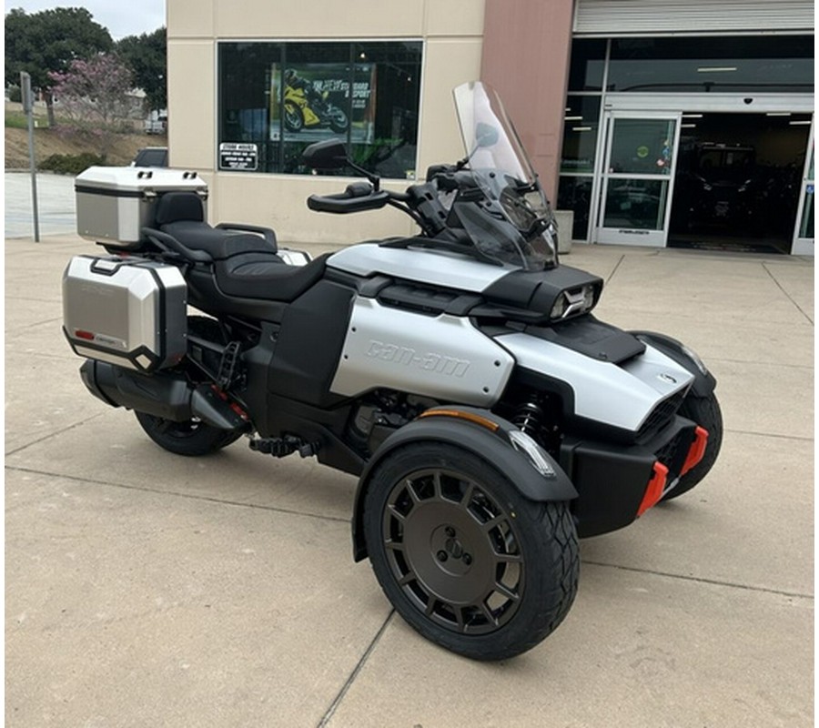 2025 Can-Am Canyon? XT