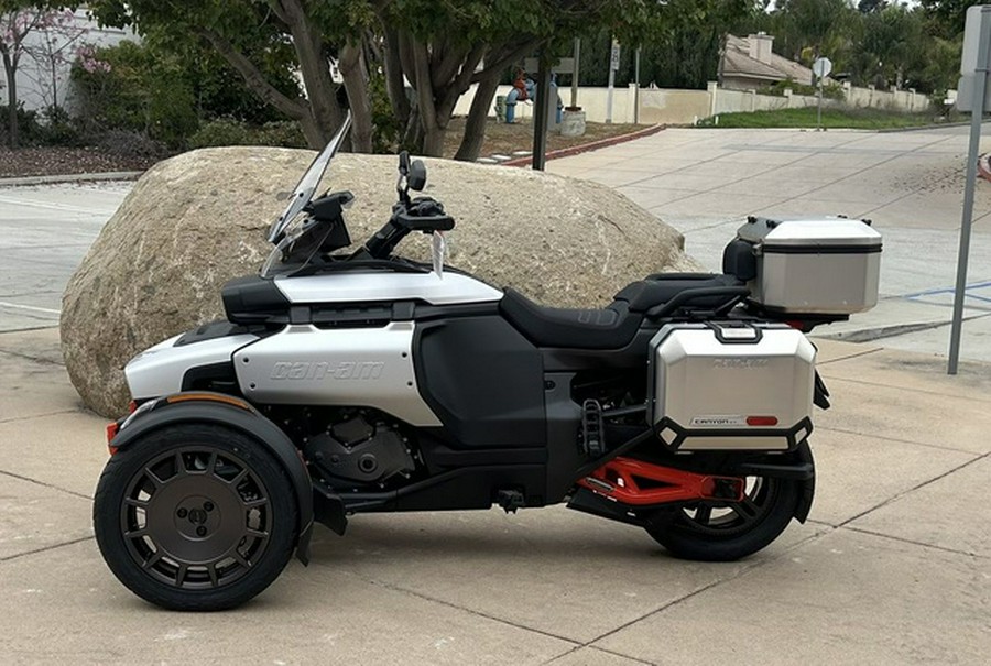 2025 Can-Am Canyon? XT