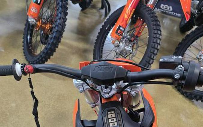 2026 KTM SX-E 5