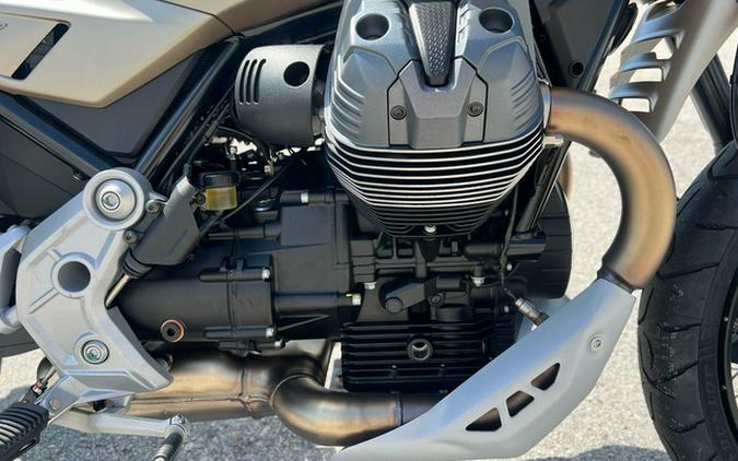 2025 Moto Guzzi V85 TT Travel