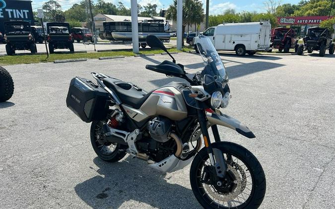 2025 Moto Guzzi V85 TT Travel