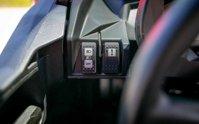 2026 Can-Am® Commander XT 1000R