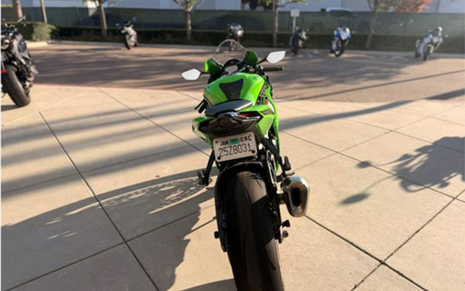 2023 Kawasaki Ninja ZX-10R KRT Edition