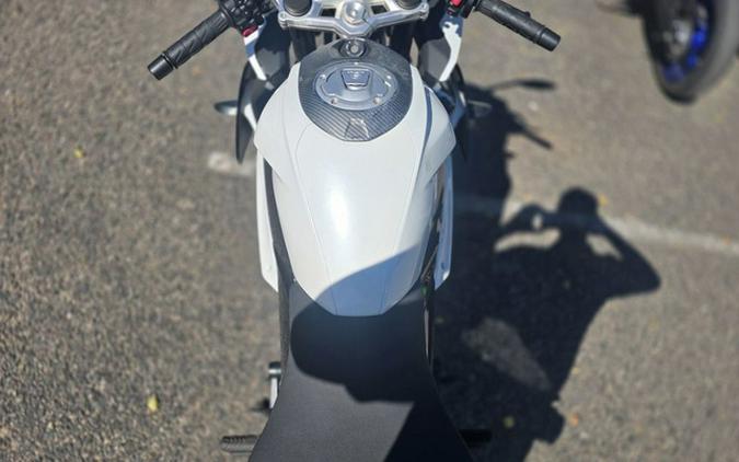 2025 CFMOTO SS 300