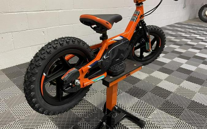 2022 KTM STACYC 12E DRIVE FACTORY REPLICA