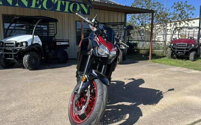 2024 Kawasaki Z900 ABS Candy Persimmon Red/Ebony