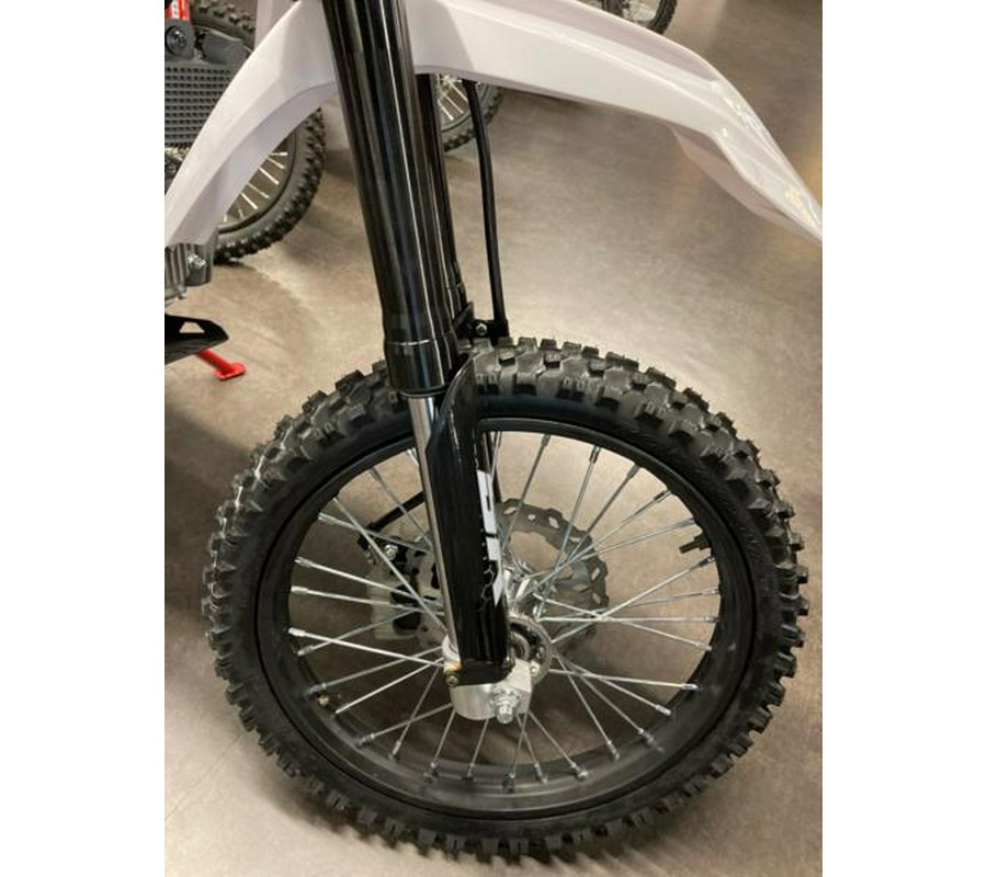 2025 Motorsports SR125RB