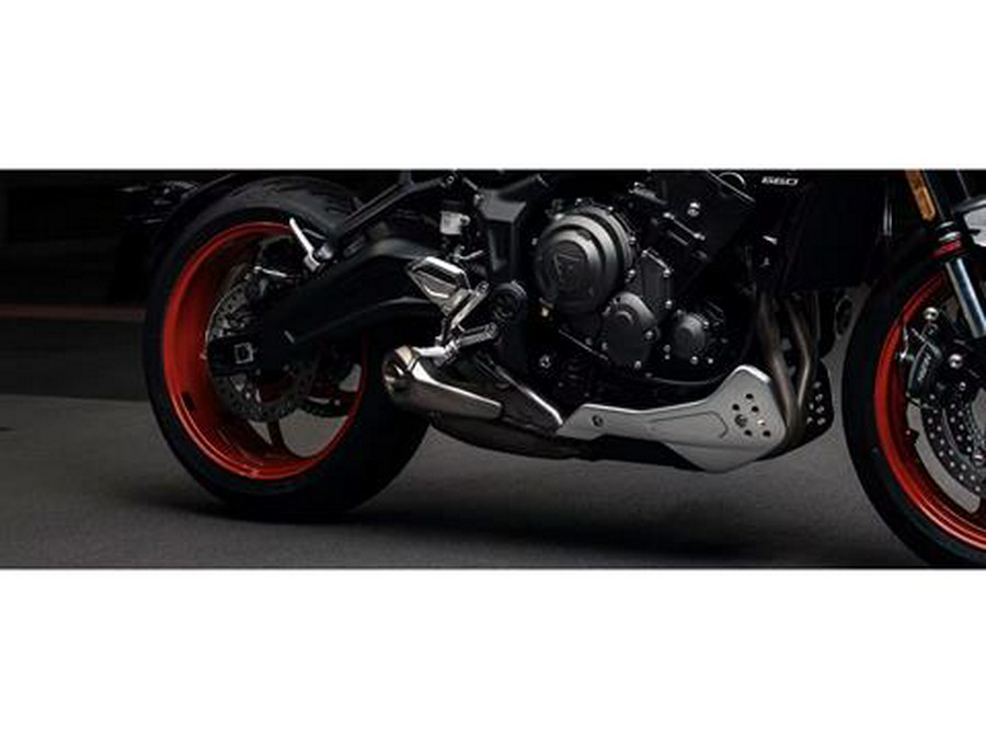 2026 Triumph Trident 660 Triple Tribute Edition