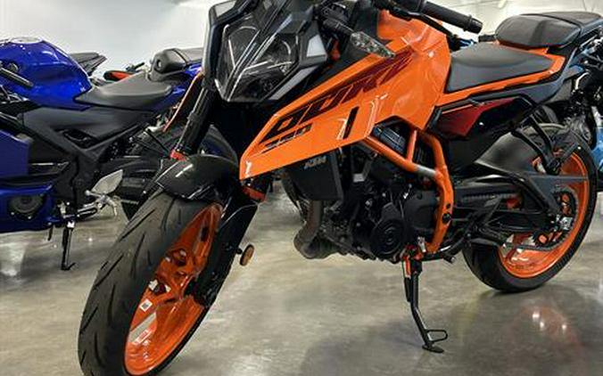2025 KTM 390 Duke