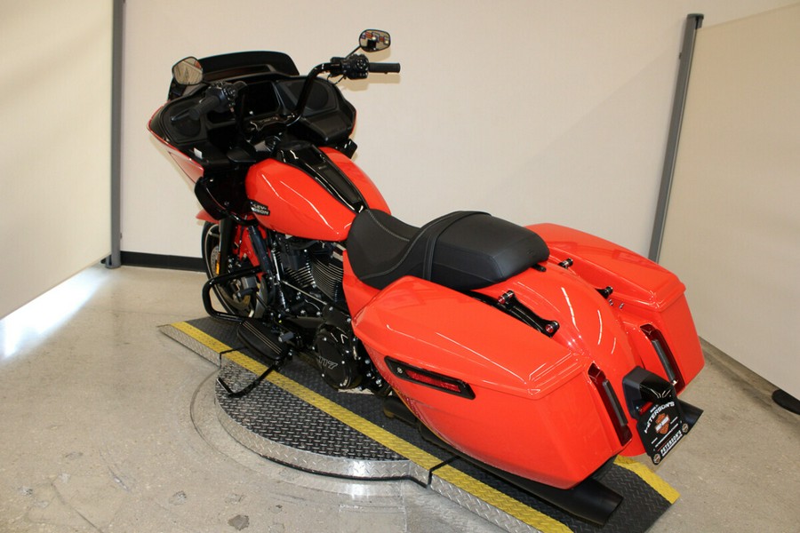 New 2026 Harley-Davidson Road Glide Grand American Touring FLTRX Motorcycle For Sale In Miami, Florida