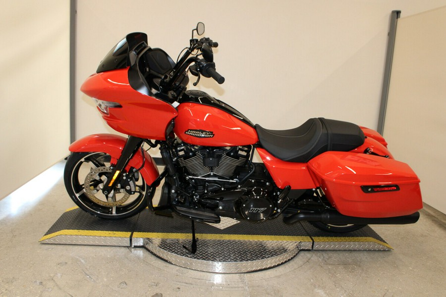 New 2026 Harley-Davidson Road Glide Grand American Touring FLTRX Motorcycle For Sale In Miami, Florida