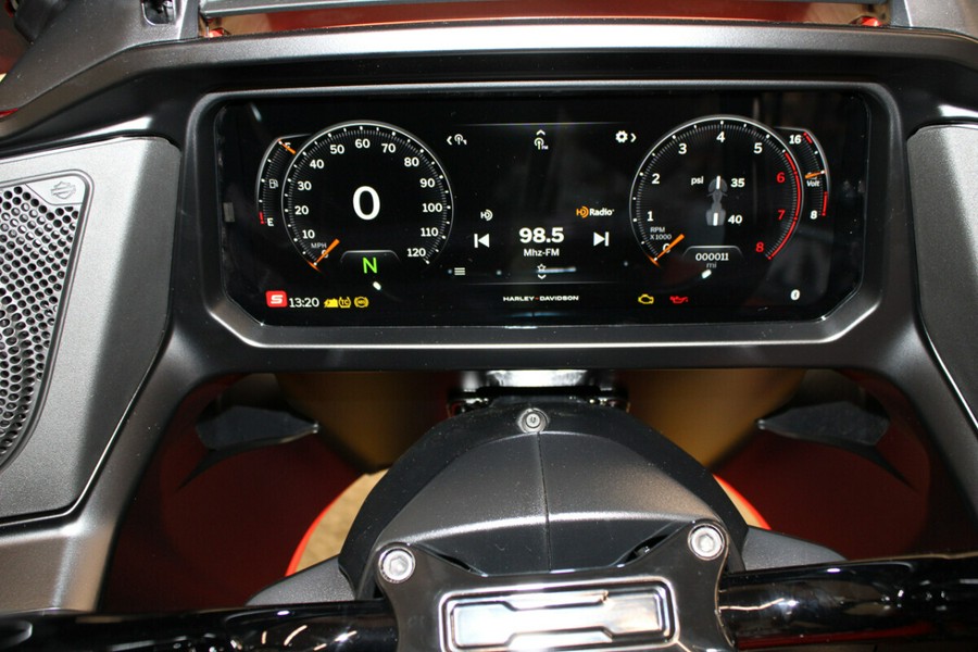 New 2026 Harley-Davidson Road Glide Grand American Touring FLTRX Motorcycle For Sale In Miami, Florida