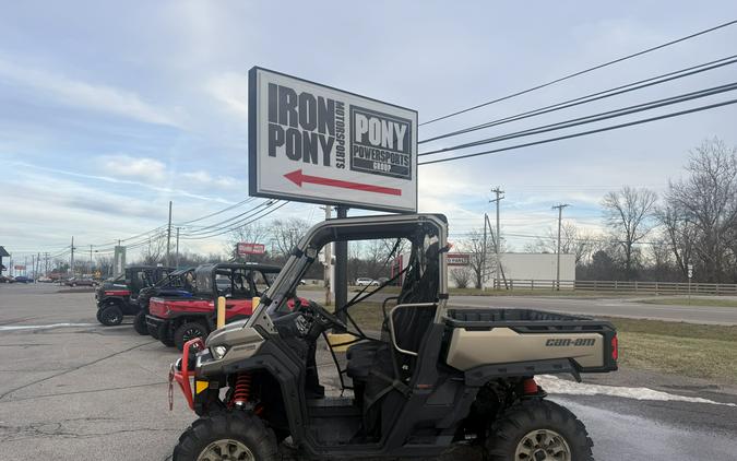 2022 Can-Am Defender X MR HD10