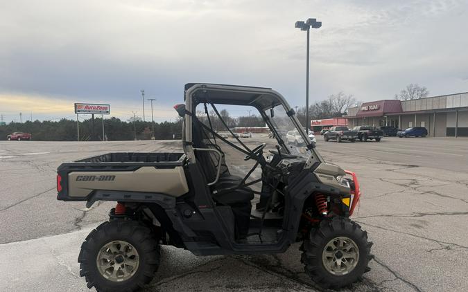 2022 Can-Am Defender X MR HD10
