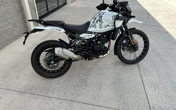 2025 Royal Enfield Himalayan 450 Kamet White (Tubeless)