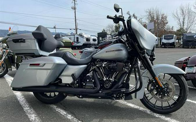 2019 Harley-Davidson Street Glide® Special