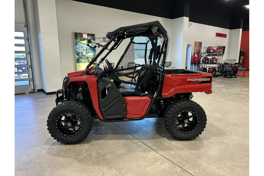 2025 Honda Pioneer 520