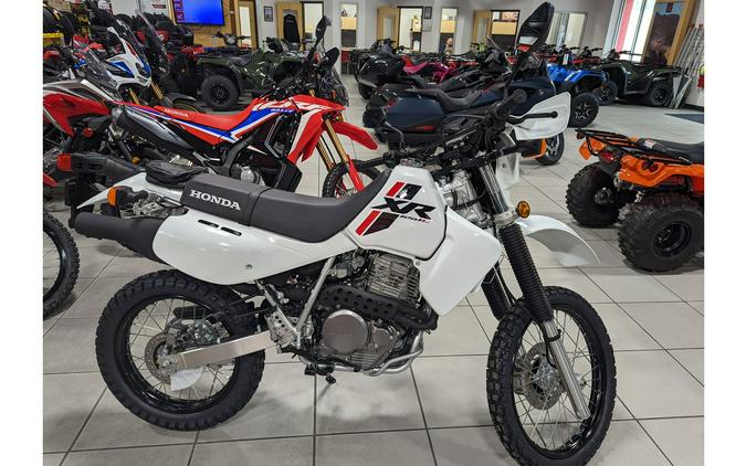 2025 XR650L - Honda