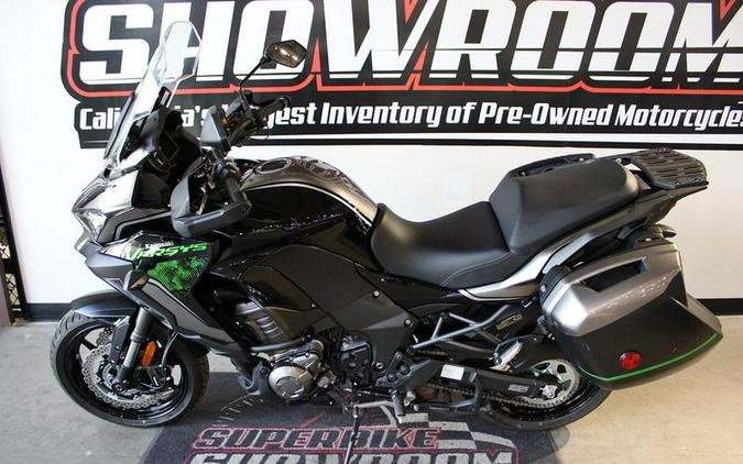 2022 Kawasaki Versys® 1000 SE LT+