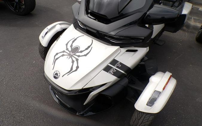 2021 Can-Am® Spyder® RT Limited Dark