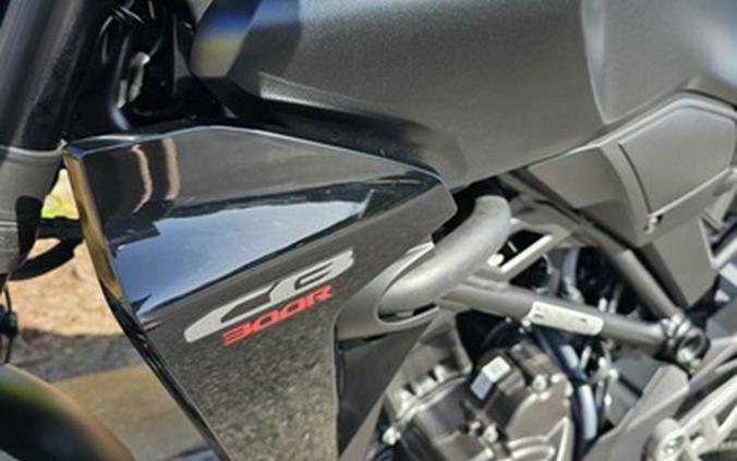 2025 Honda CB300R