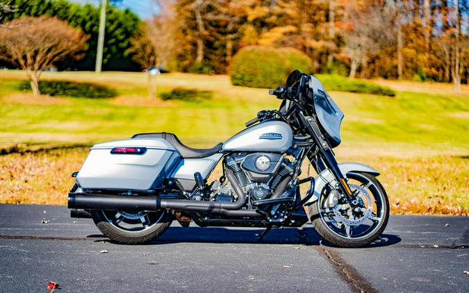 2024 Harley-Davidson® FLHX - Street Glide®